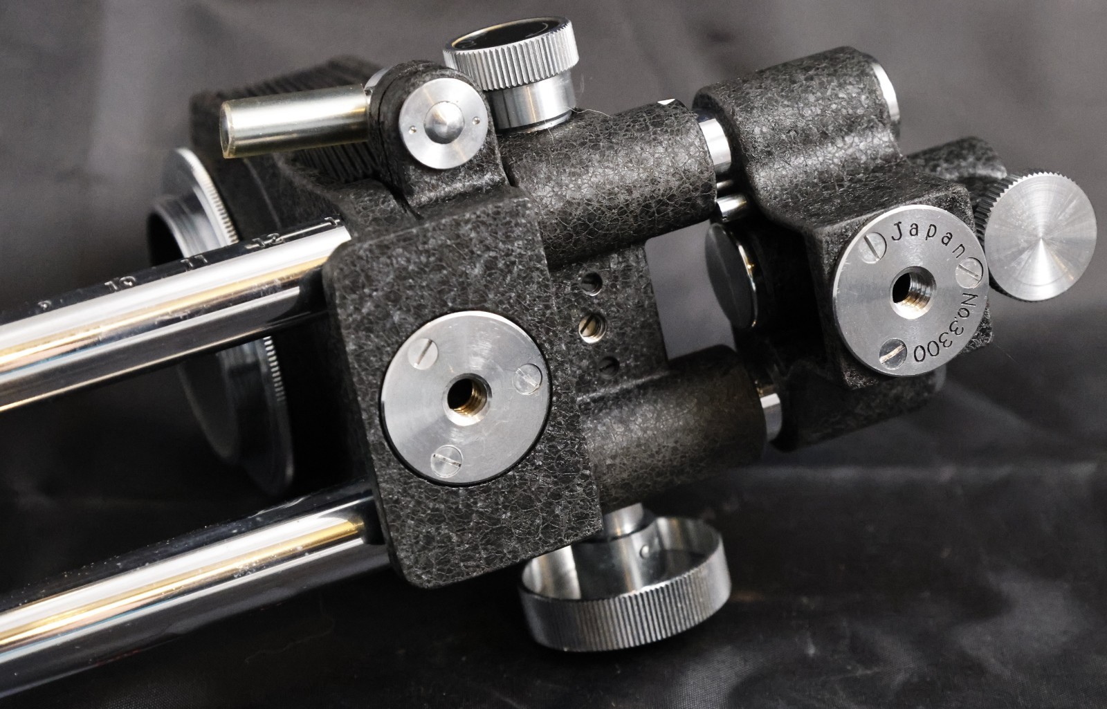 ASAHI PENTAX BELLOWS 35mm CLOSE FOCUS MACRO CAMERA RAIL #3300