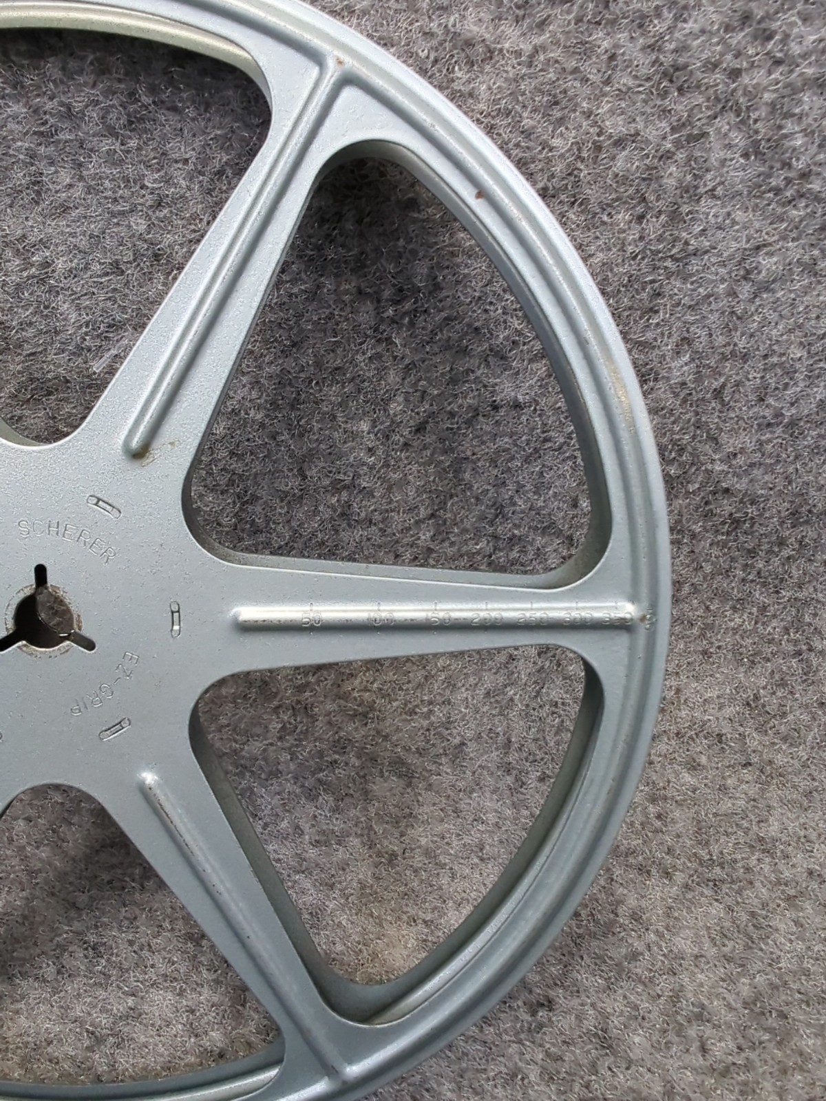 Vintage BLUE Scherer Ez-Grip 16mm 400 ft. Metal Movie Reel 7” w/ Case Can USA