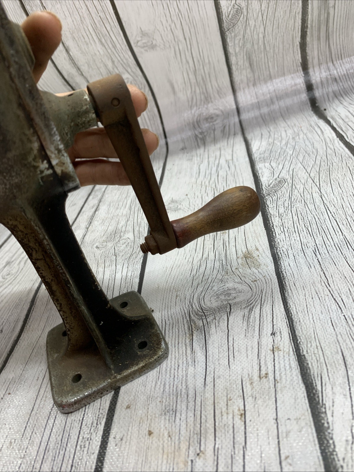 VINTAGE Duplex Reel Spool Winder Cast Iron W/ Tan Handle Spool
