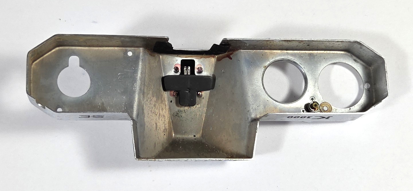 Pentax K-1000 SE – 35mm SLR Camera Parts: Top Cover & Screws