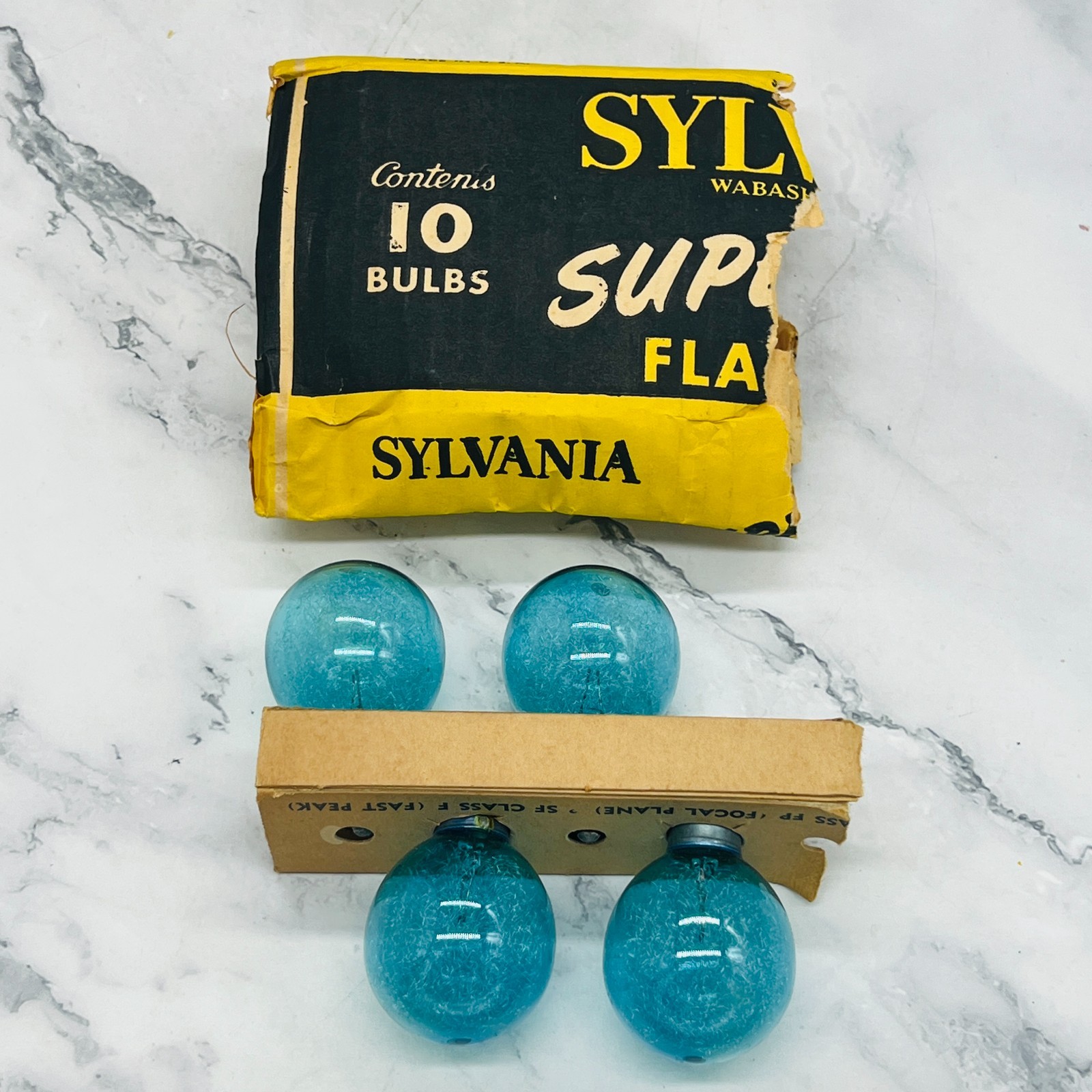 Sylvania 25B Vintage Camera Photo Flash Bulbs, 4 Bulbs