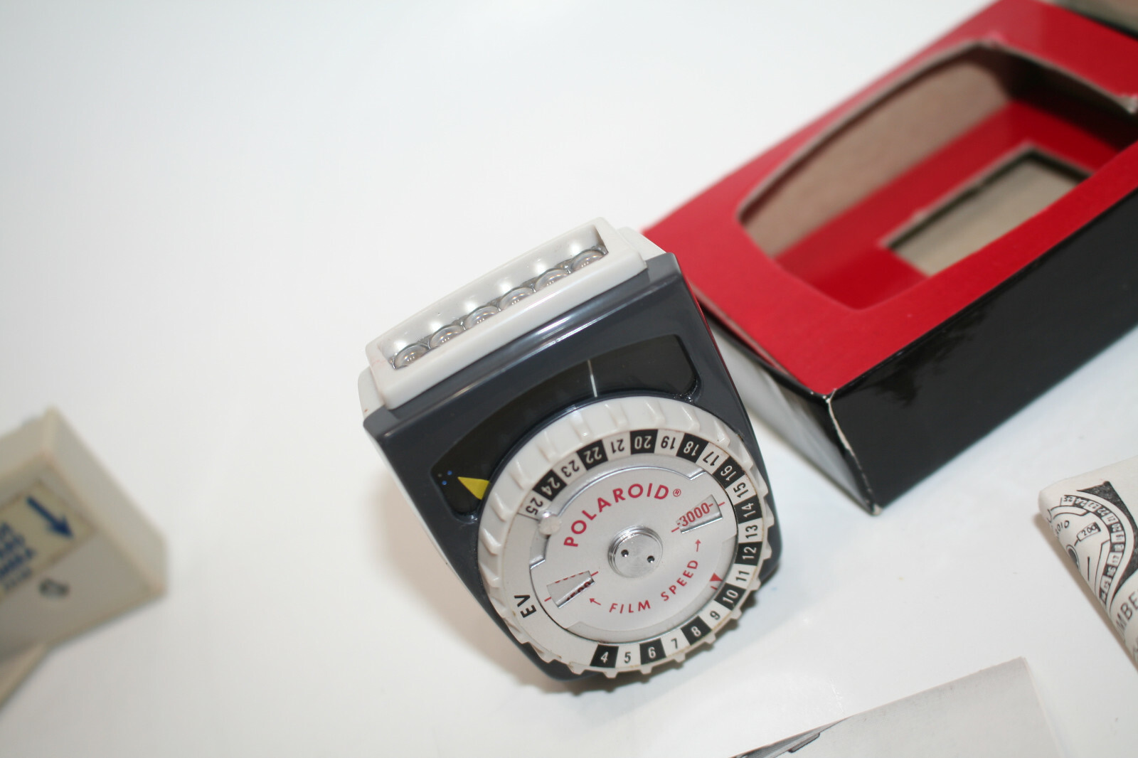 POLAROID TIMER #120, EXPOSURE METER #625,POSTCARDERS,BOUNCE FLASH BRACKET, DIFF