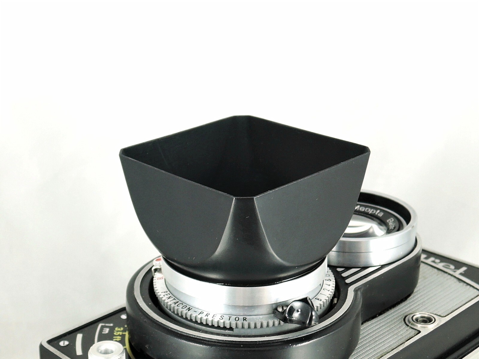 Shade hood Flexaret Meopta square bayonet B40 metal slightly used + Genuine box