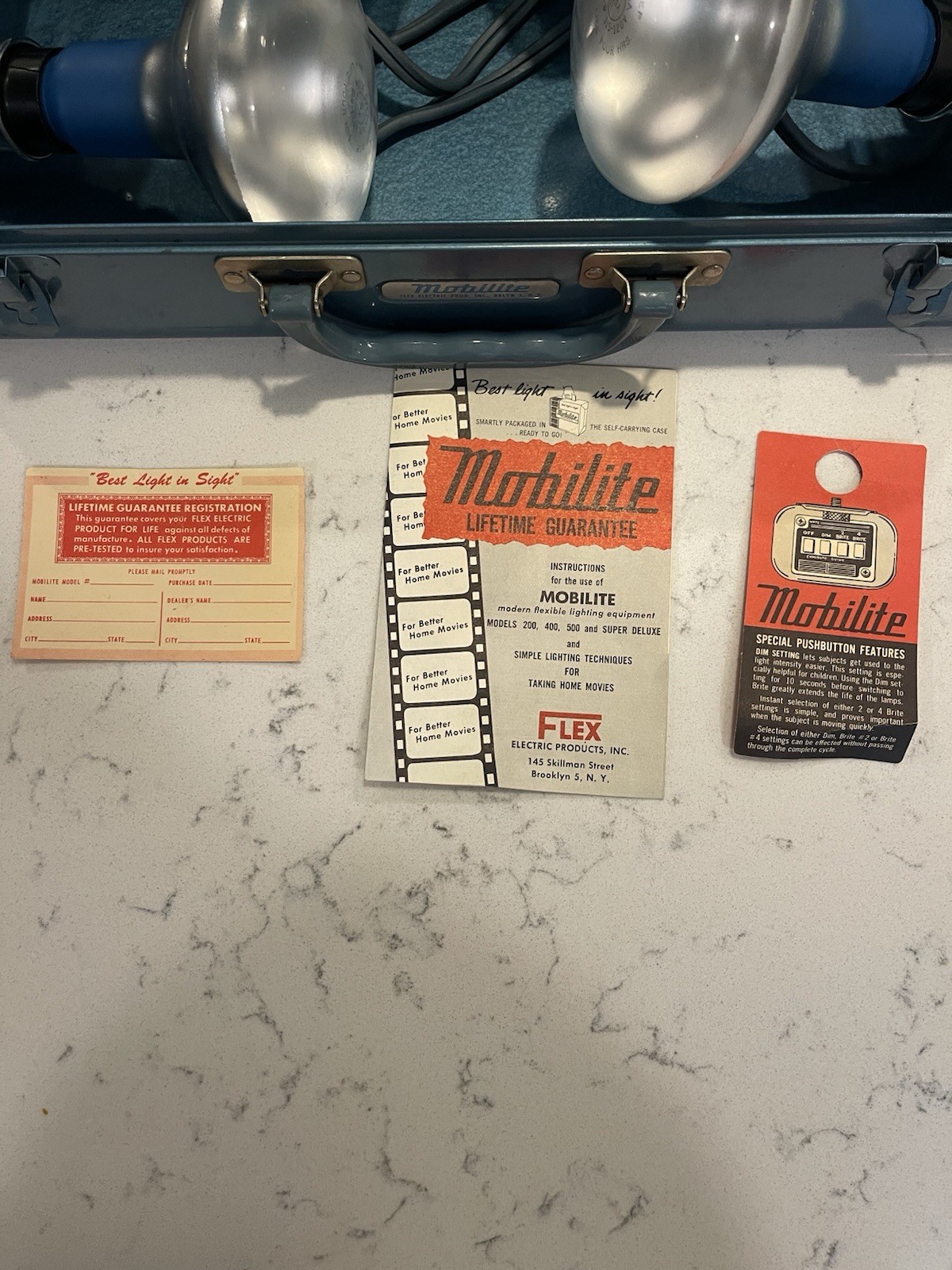 Vintage Mobilite Spot Light 4 Bulb Bar for Photography w/Metal Case
