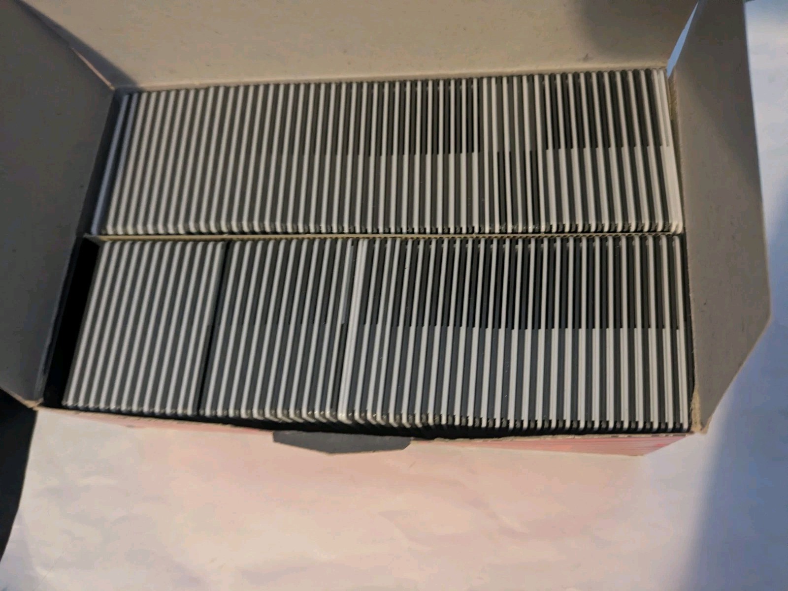 Gepe Glassless Slide Mounts 24x36mm 100 Pieces – New & Unused – US Based