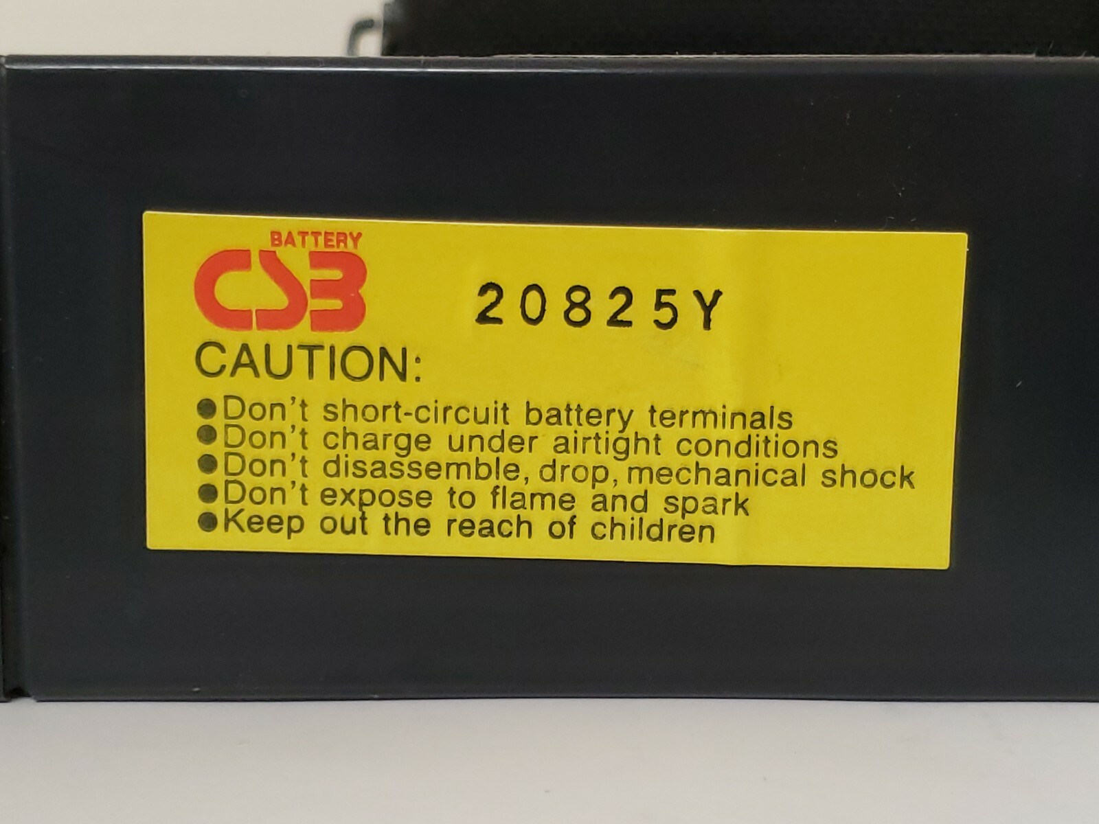 Lenmar Camcorder Battery Pack for Sony 8mm Handycam Video Adapter Charger Case
