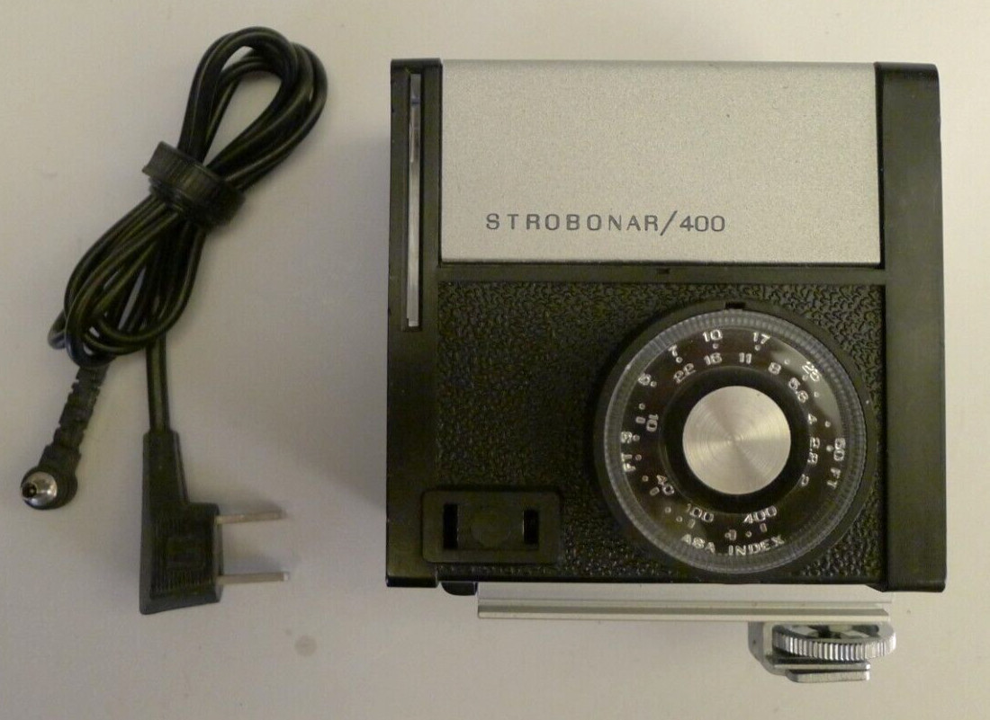 Honeywell Strobonar 400 Shoe Mount Flash with Sync Cord – Vintage