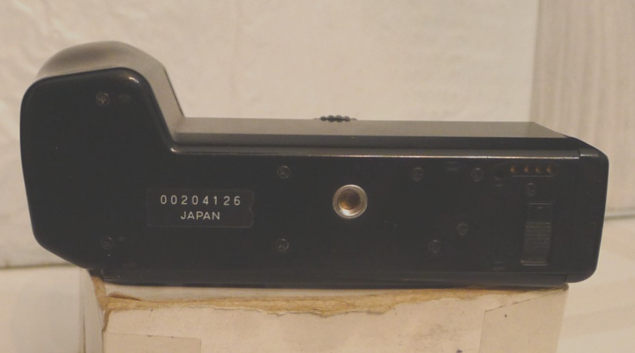 Minolta AW-90 Motorized Auto Winder – Made in Japan