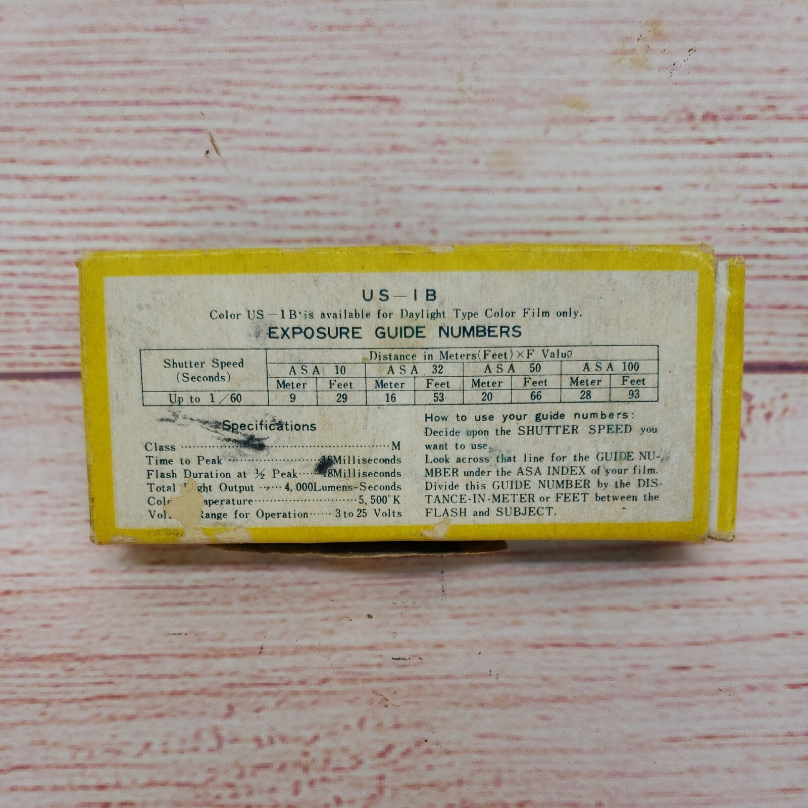 Vintage Toshiba Photo Flash Lamp US-1B Class M 5 Bulbs
