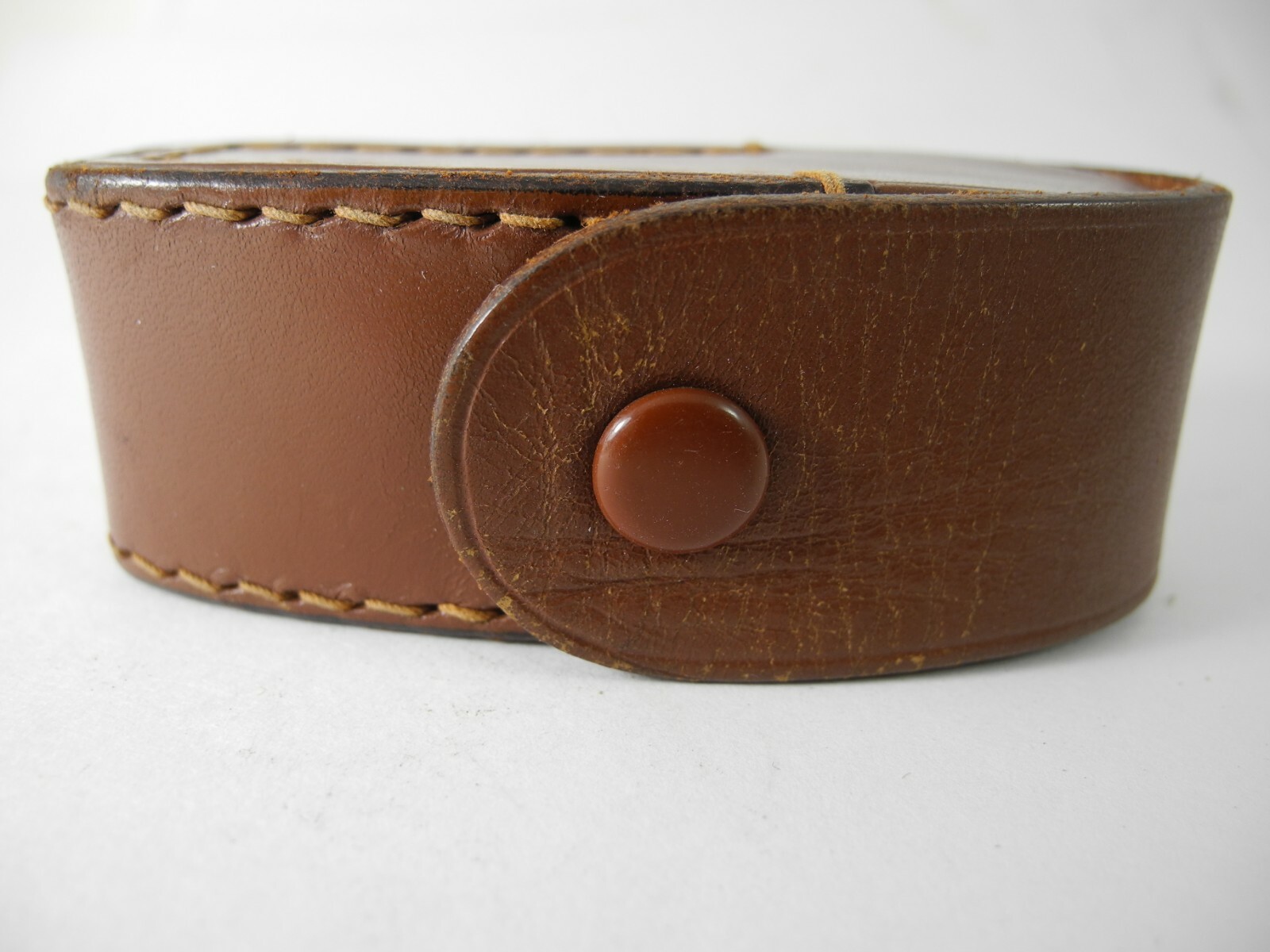 LEICA OR NIKON RANGEFINDER CASE BROWN LEATHER 1X1X3 INCHES HOOKS ON STRAP