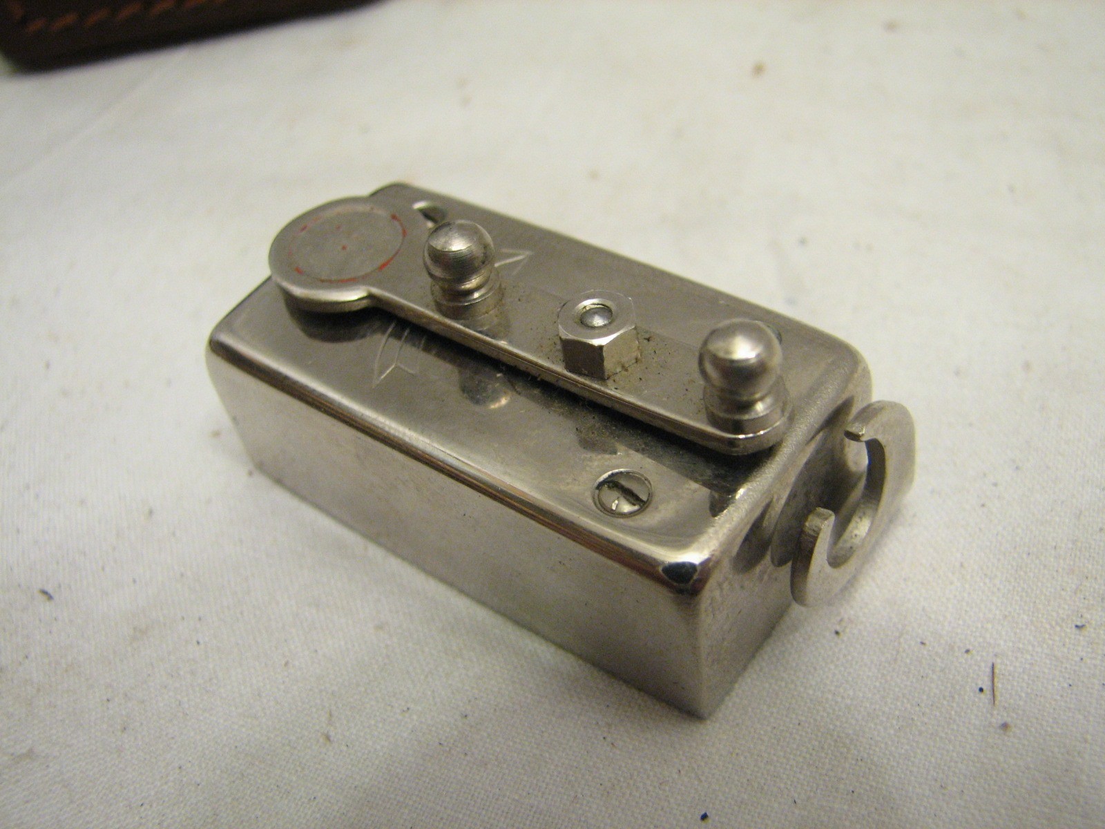 Vintage Autoknips Mechanical Camera Self Timer Shutter Button Press Release Case