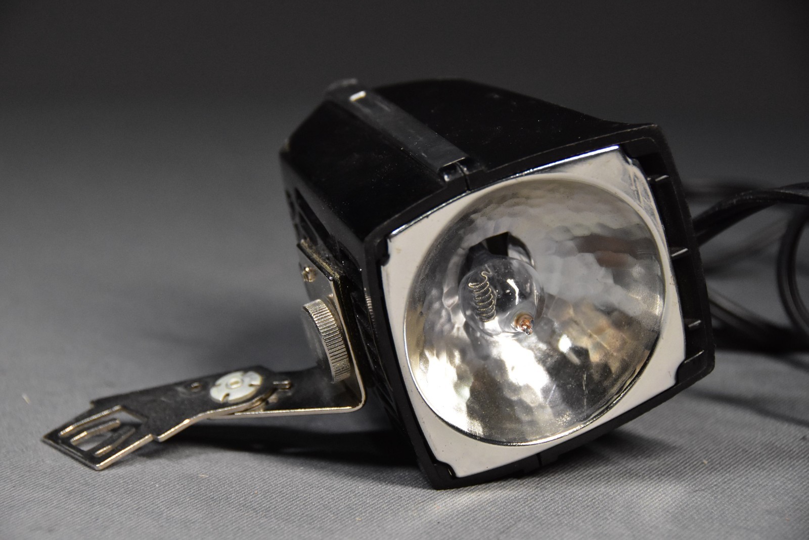 Kodak / Sylvania “Sun Gun” continuous video light