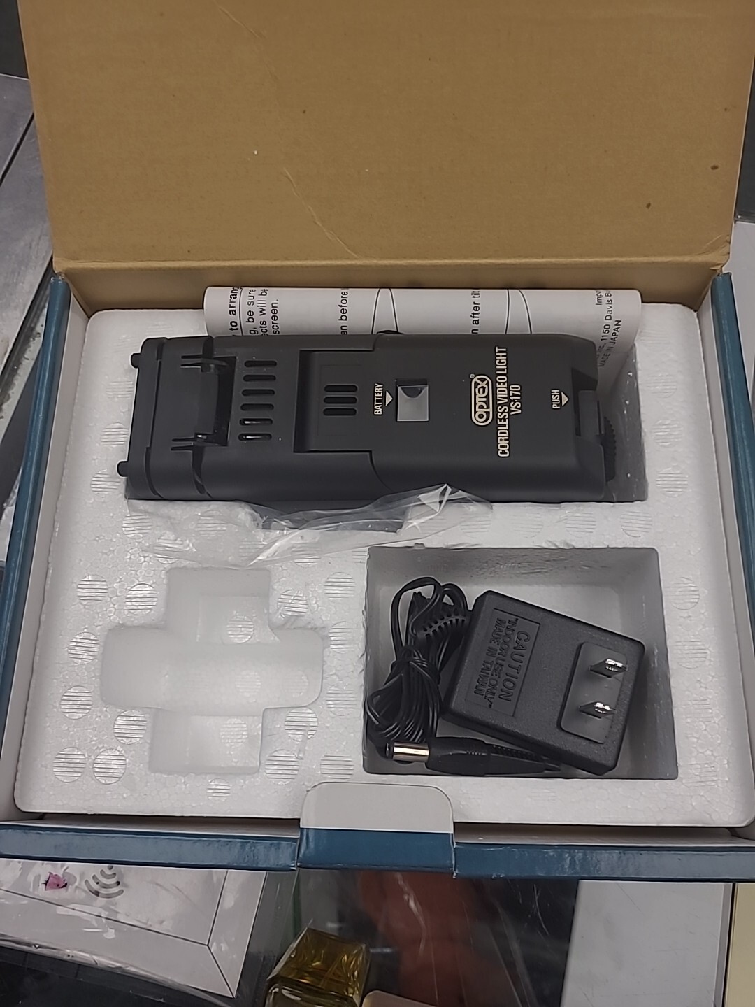 Genuine Optex (VS170) Cordless Video Light / Flash Camera Accessories.