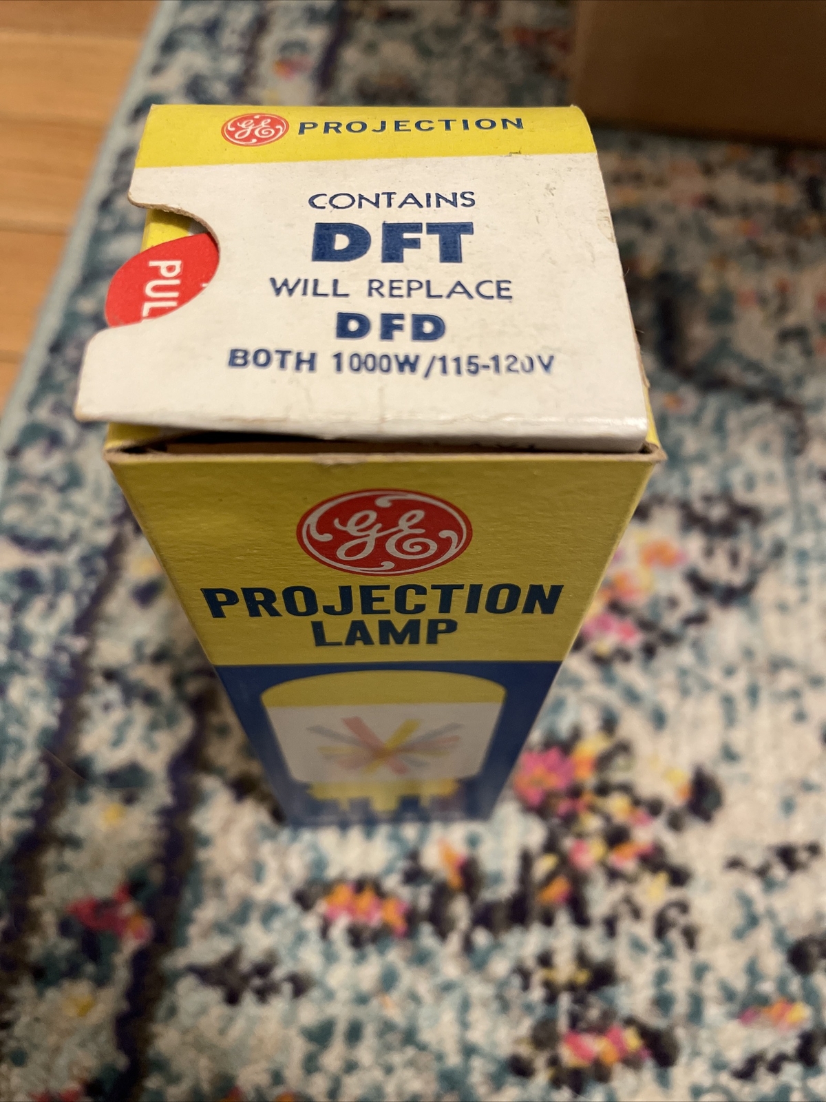 DFT / REPLACES DFD / PROJECTION LAMP, BULB / 115-120v 1000w