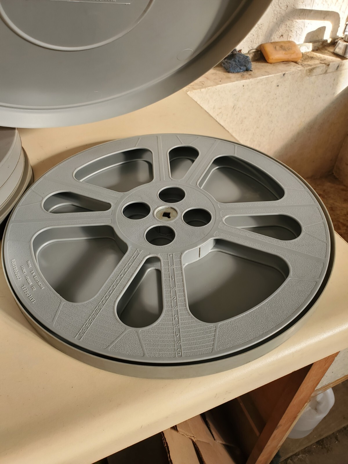 3 Goldberg 8mm Film Dustproof Can W/ Take Up Reel, 4 No Brand, Etc.