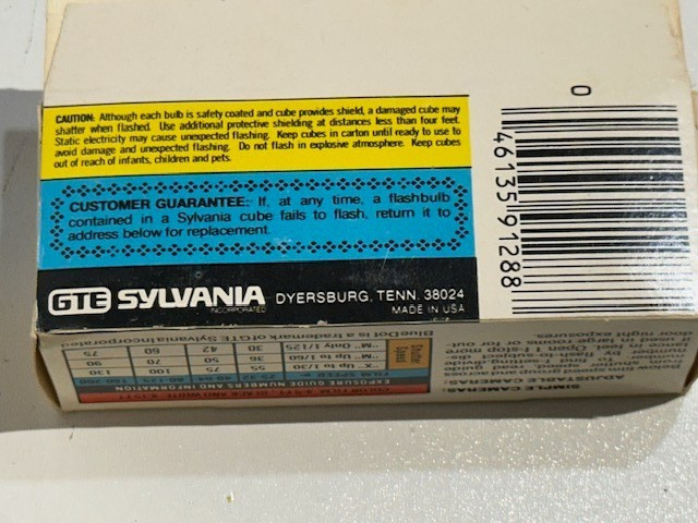 Vintage Sylvania Flash Cubes Blue Dot FLASHCUBES 12 Cubes S15