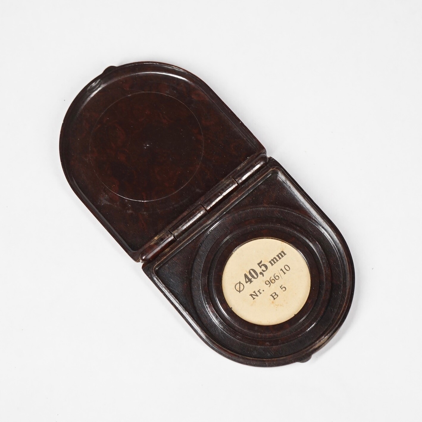 Vintage Zeiss Ikon Germany Bakelite Lens Filter case 40.5mm