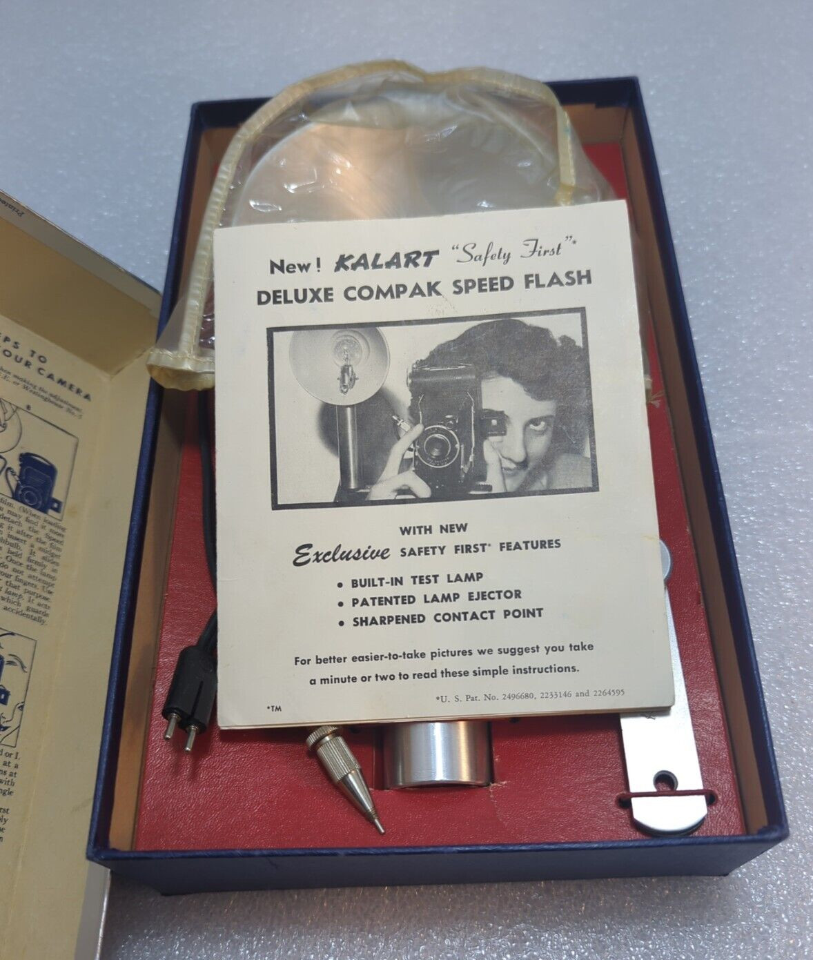 Kalart Speed Flash Safety First De Luxe Compak W/Original Box