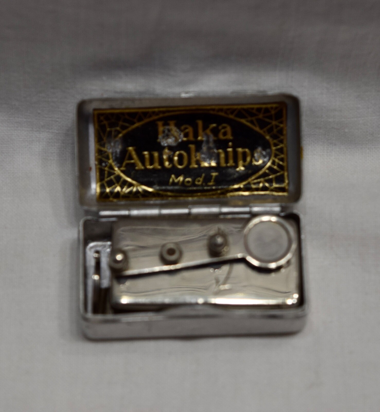 Vintage Working Haka Autoknips Shutter Timer, Made in Germany