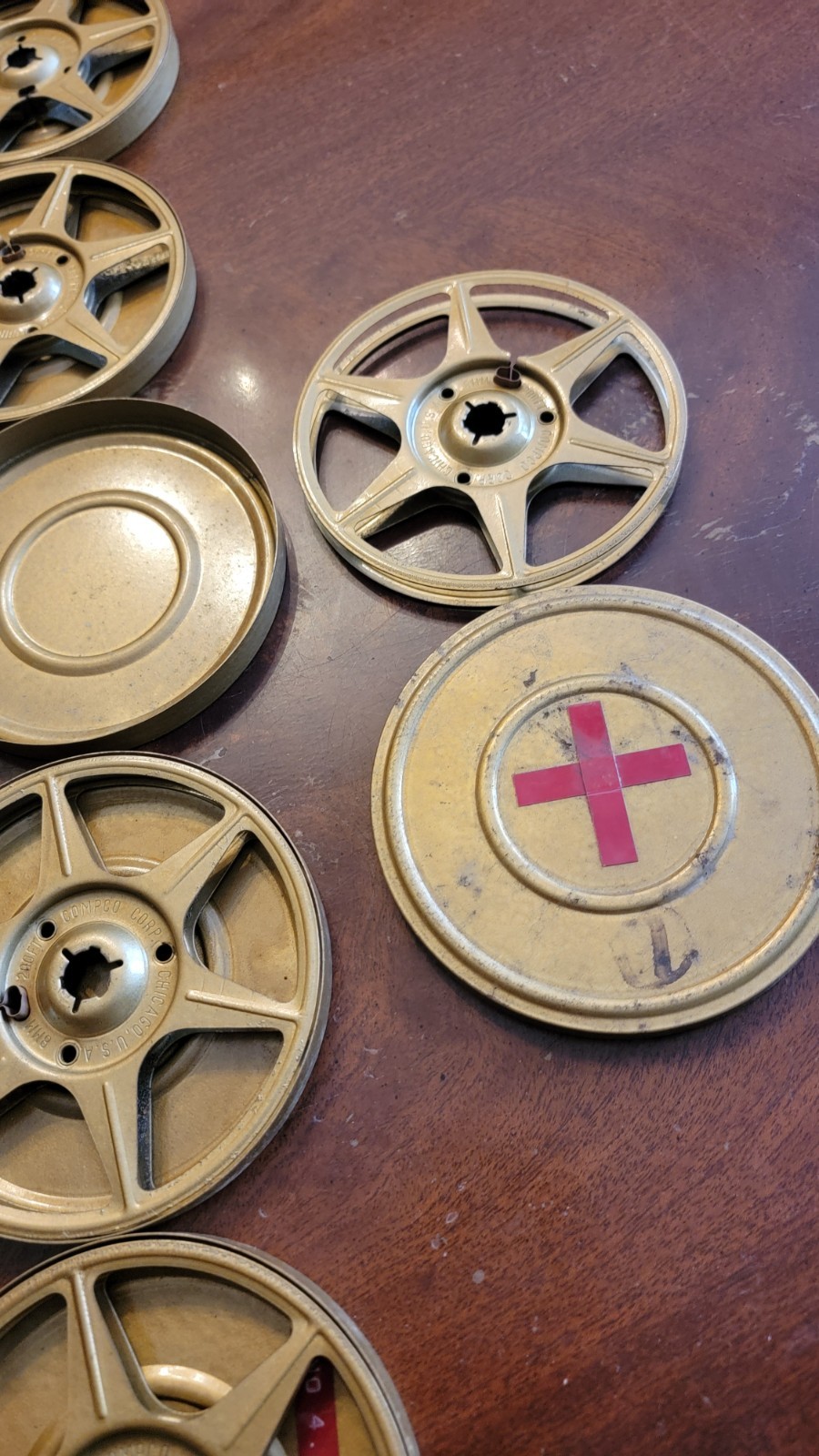 Lot Of 6 Vintage used 8 mm Film Metal 5″ Reel & Case Compco
