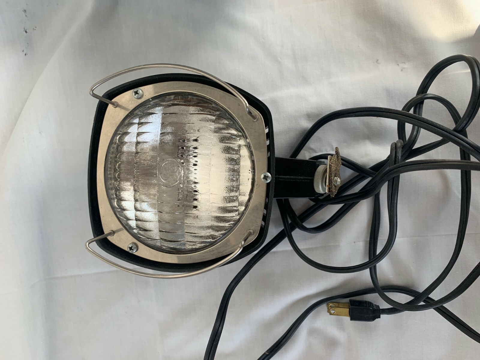 Working Keystone Cool Brite Movie Light & Box For Super 8 Movie Camera -GE Bulb