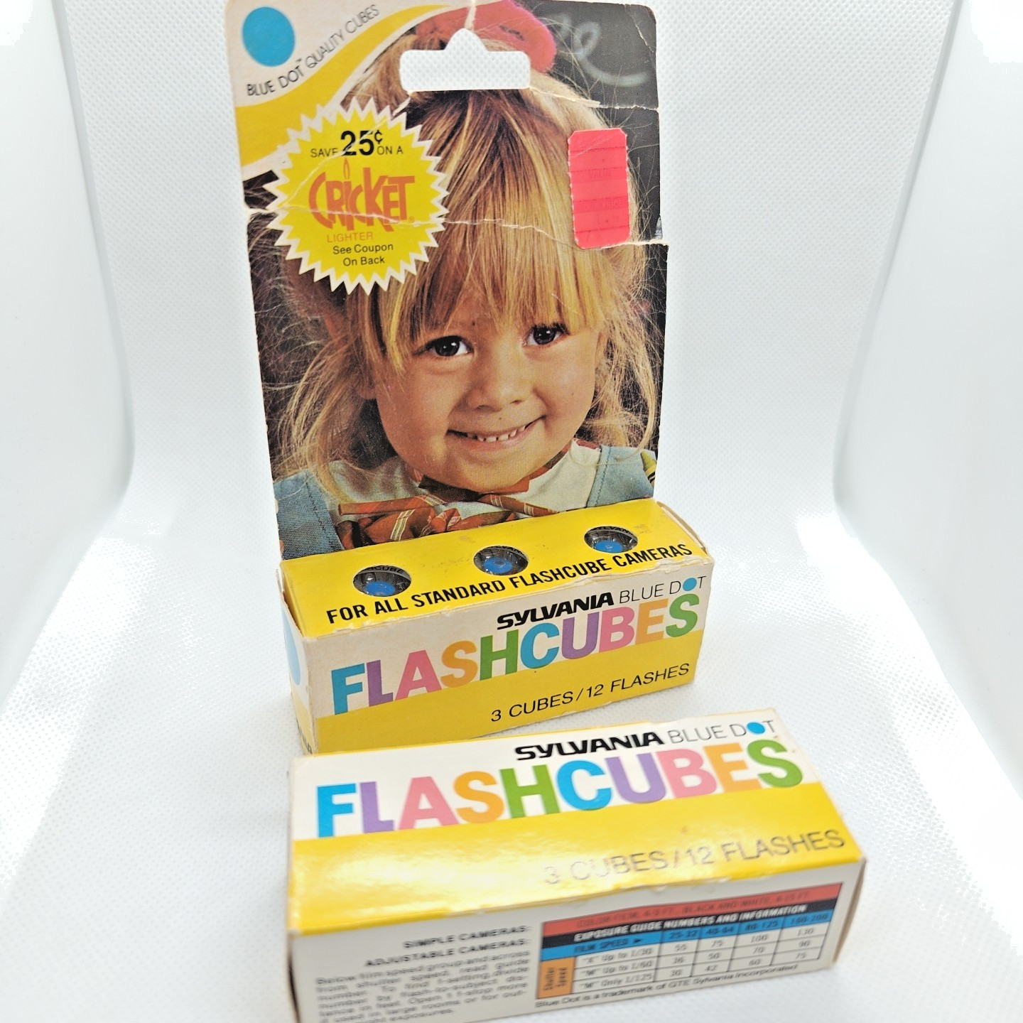 Sylvania GTE Blue Dot Flash Cubes Unused Vintage for Cameras nos