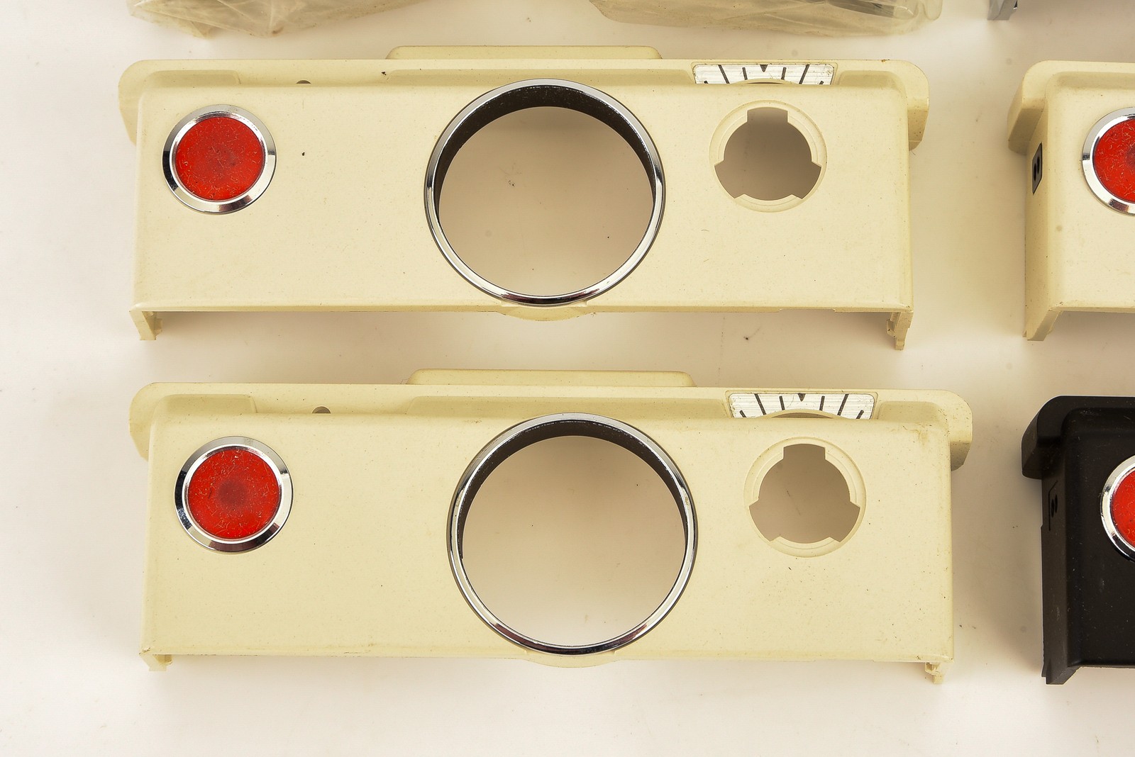 Polaroid SX-70 Camera Replacement Part Lot – Shutter Mechanism Housing V20