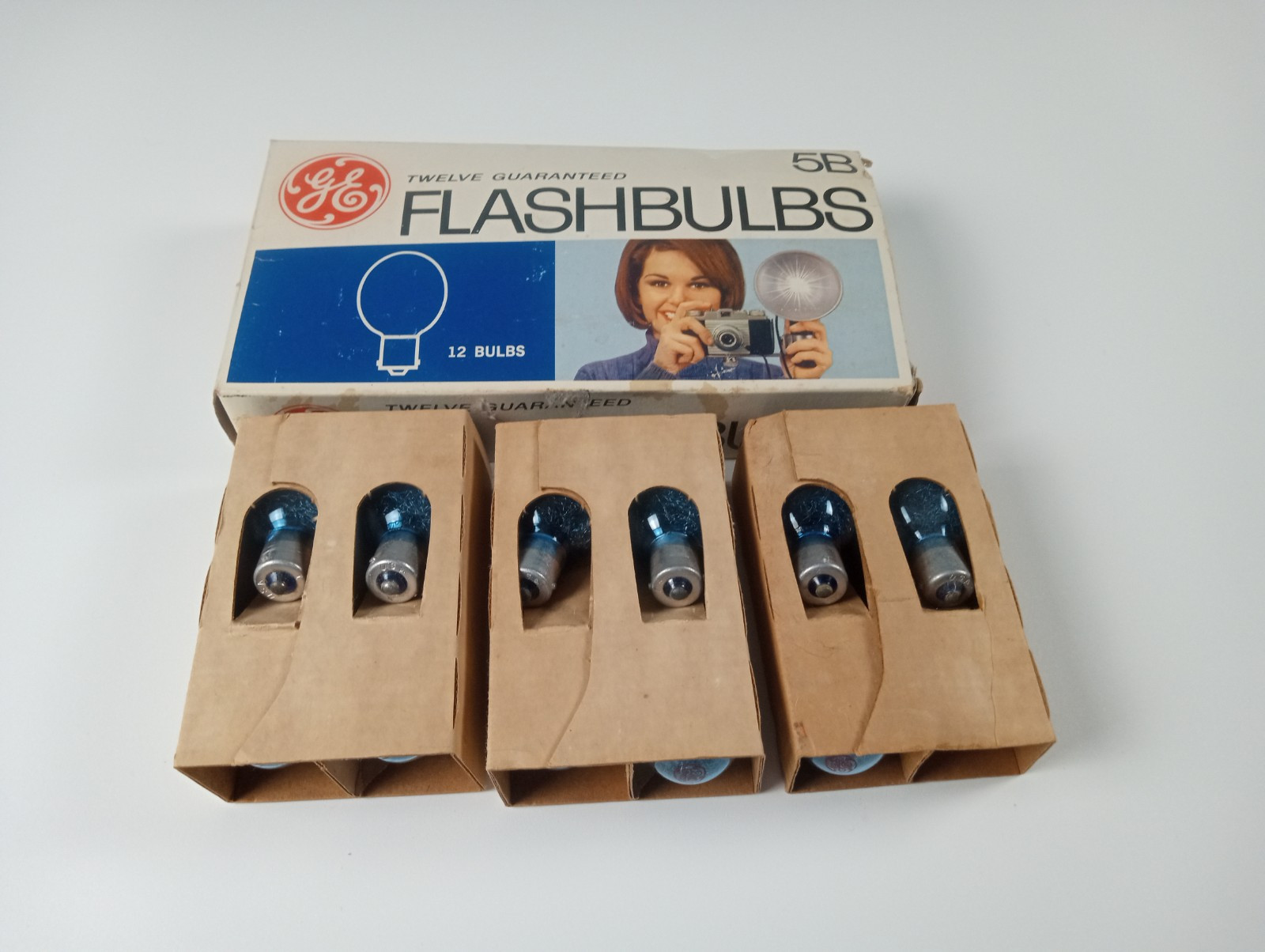 Vintage GE 5B Flashbulbs Lot Of 11 Bulbs