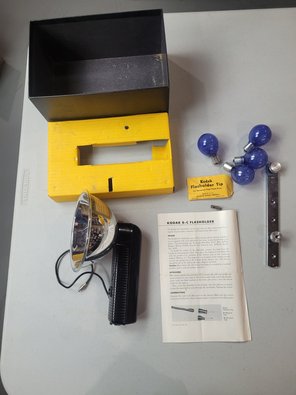 Vintage Kodak B-C Flasholder No. 730 with Lumaclad Reflector Box Manual Flash
