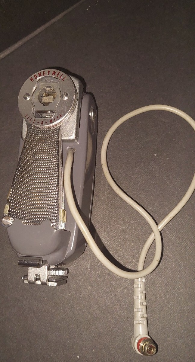 Vintage Honeywell Tilt-A-Mite Camera Flash Unit Very Good Condition