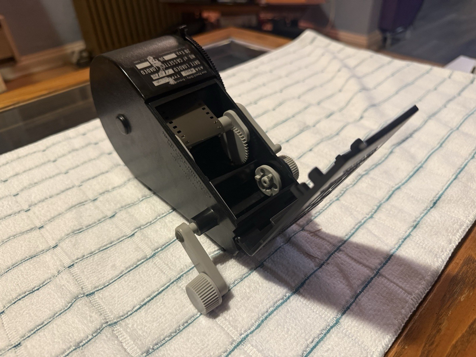 Vintage Watson Model 100 35mm Bulk Film Loader Pfefer – Loaded with ASA 400 film