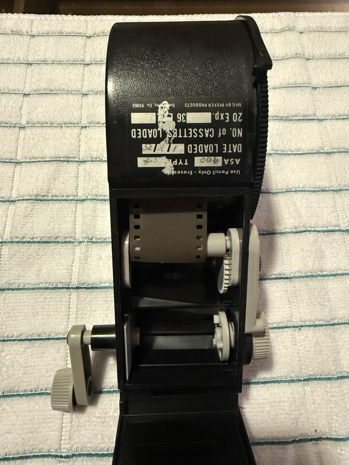 Vintage Watson Model 100 35mm Bulk Film Loader Pfefer – Loaded with ASA 400 film