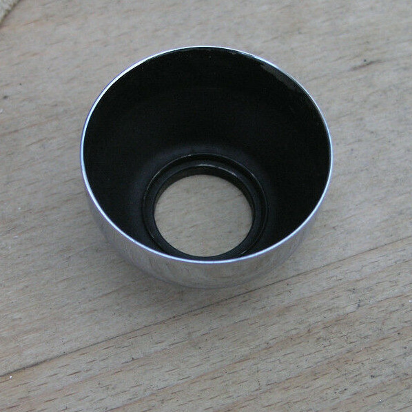 Koroll ,Relex screw in small Lens Hood 20mm thread italian
