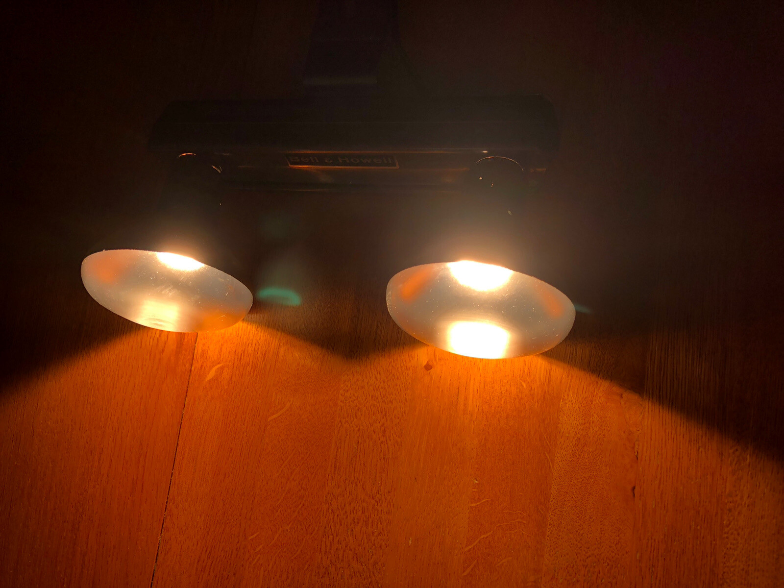 Vintage Bell & Howell Flood Lamp Movie Light Bar & Bulbs Tested Works