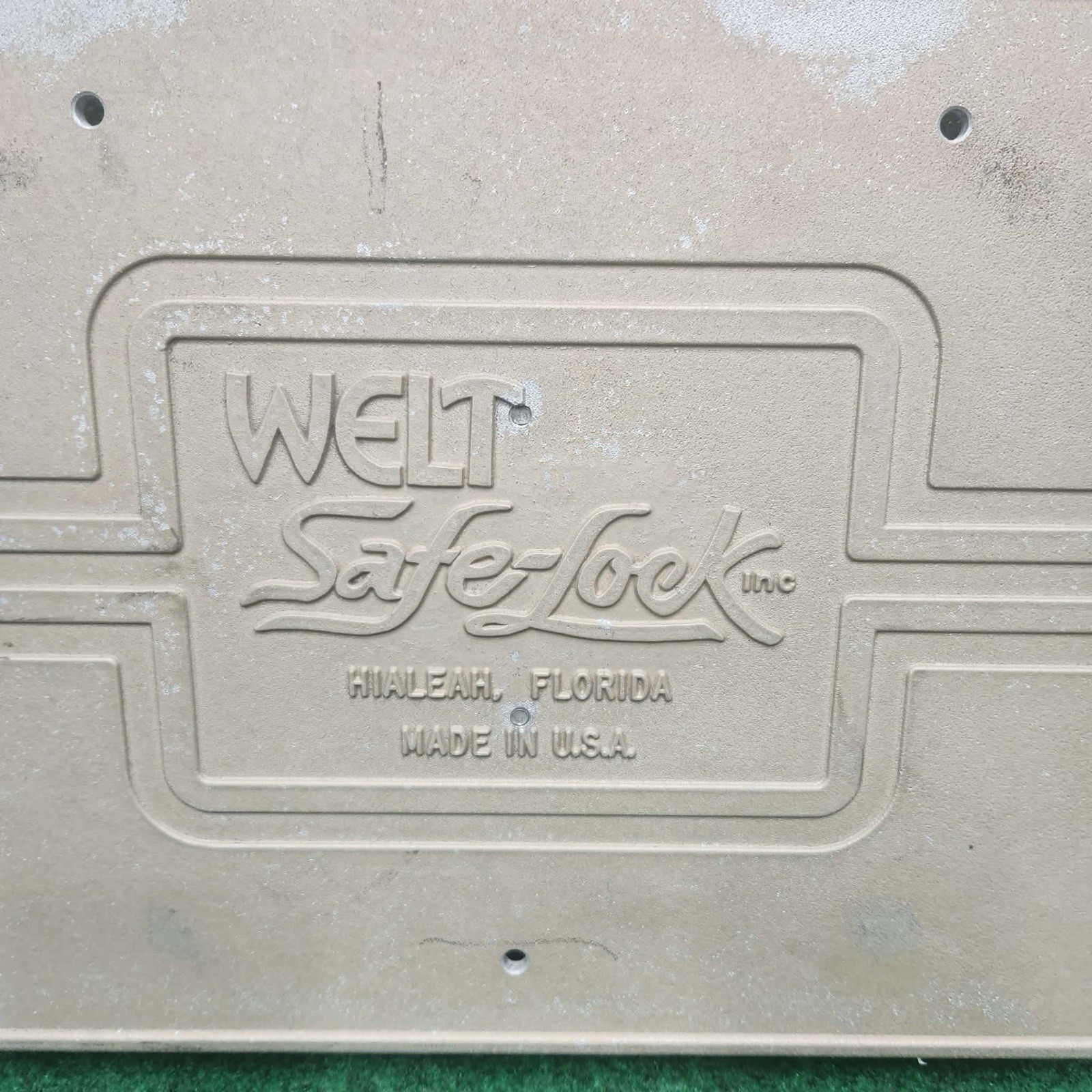 Vintage Welt Safe-Lock Metal Professional Project-O-Stand Projector Table/Stand