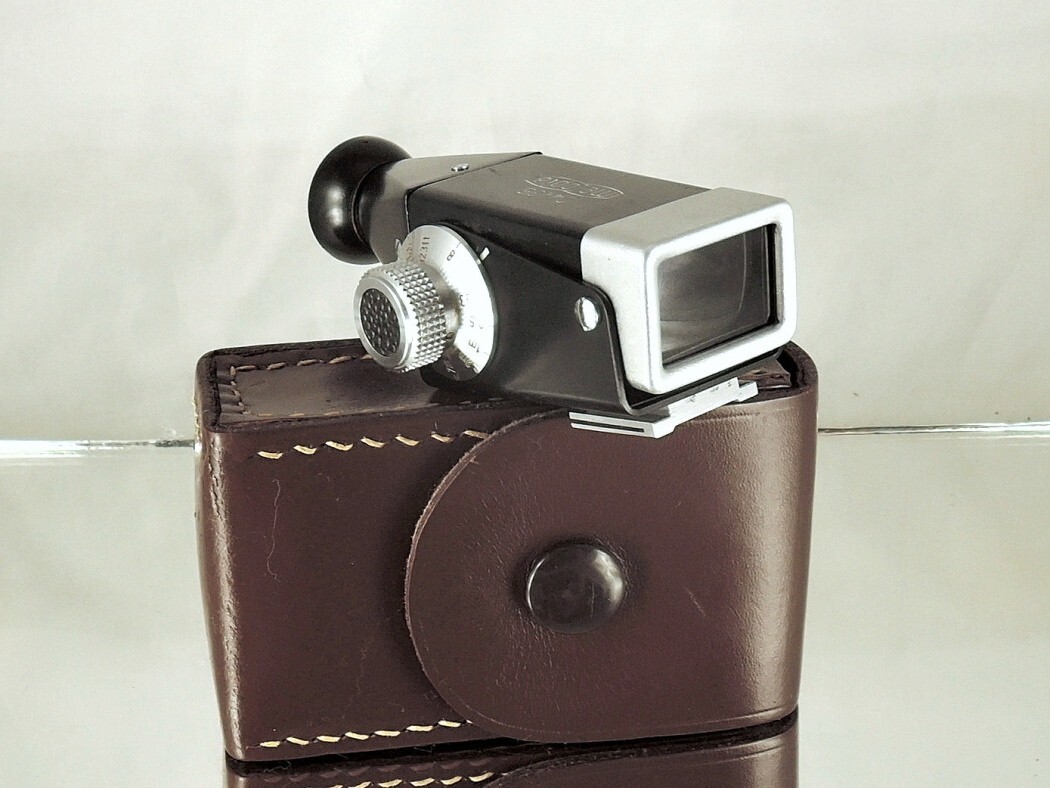 Viewfinder Flexaret Meopta s black 24×36 CLA older design with screws VERY RARE
