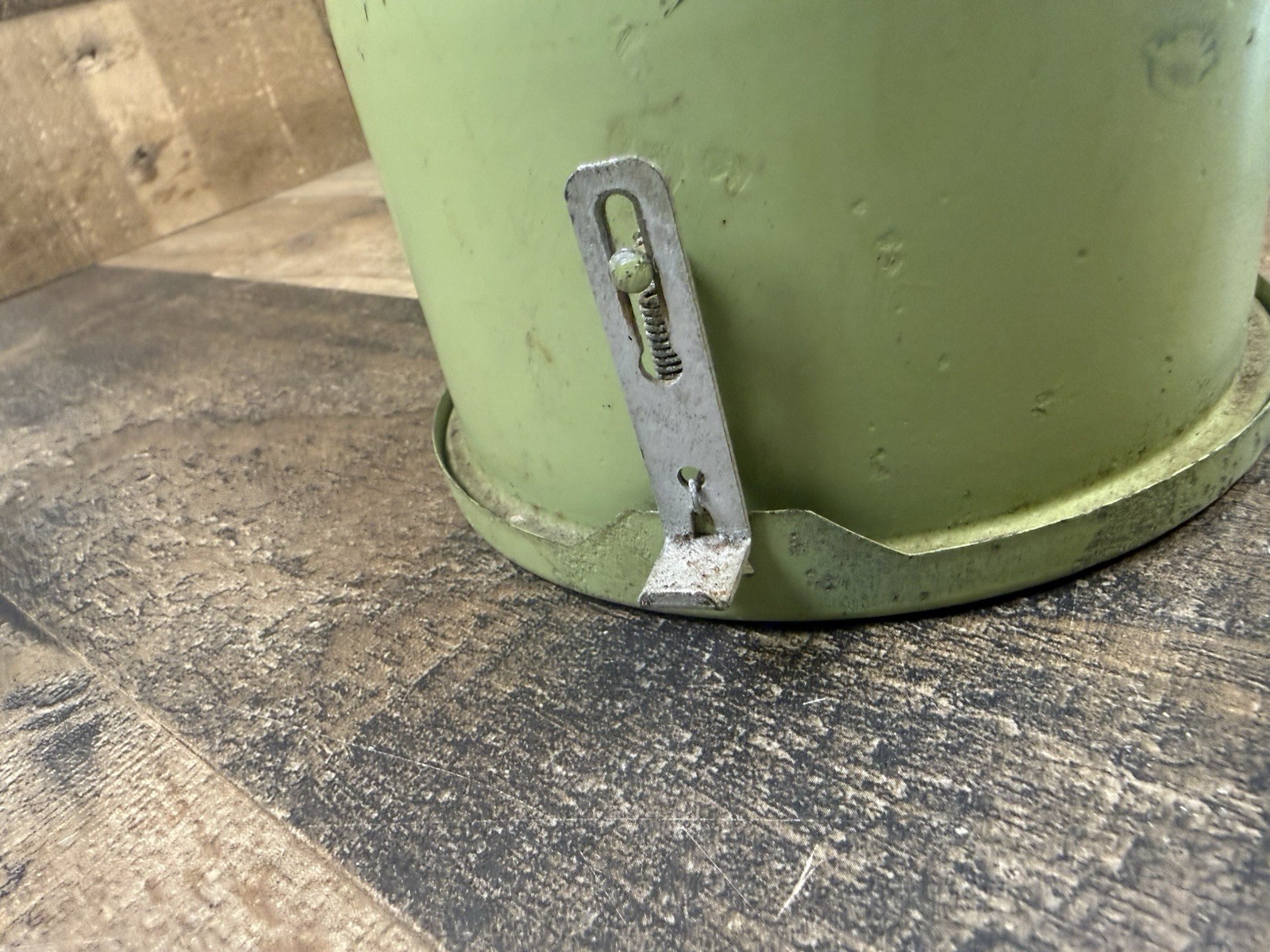 Compco Safeligh Darkroom VINTAGE Green Industrial Light Lamp Repurposed Patina