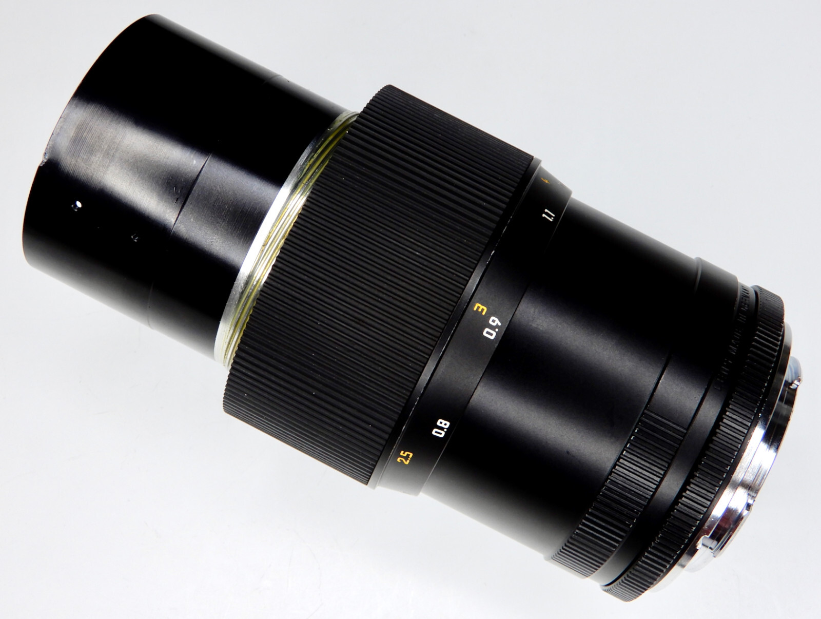 Leica Focusing Helicoid for 100mm f2.8 APO-Macro-Elmarit-R ………… Minty