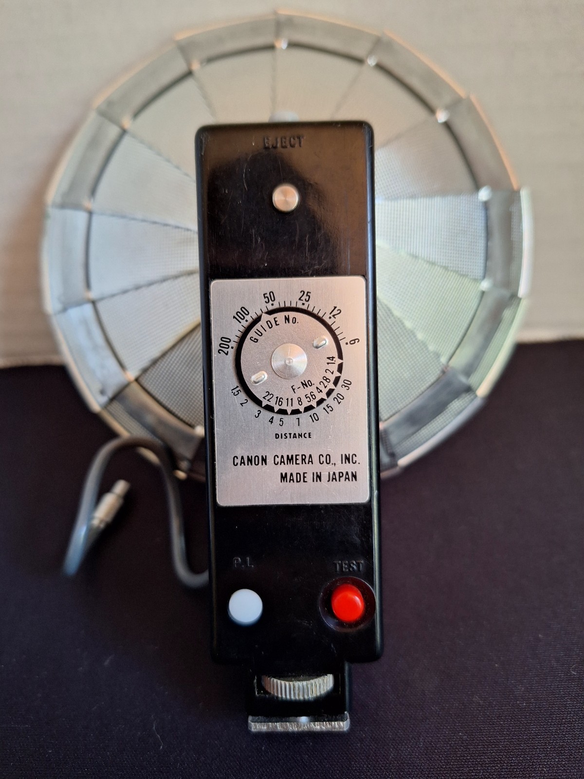 Vintage Canon Pocket Flash For Canon Rangefinder Cameras With Case