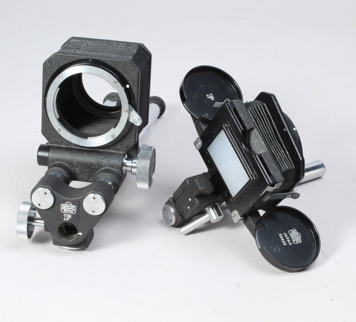 NIKON FOCUSING BELLOWS & SLIDE COPYING ATTACHMENT IN THE BOX VERY CLEAN