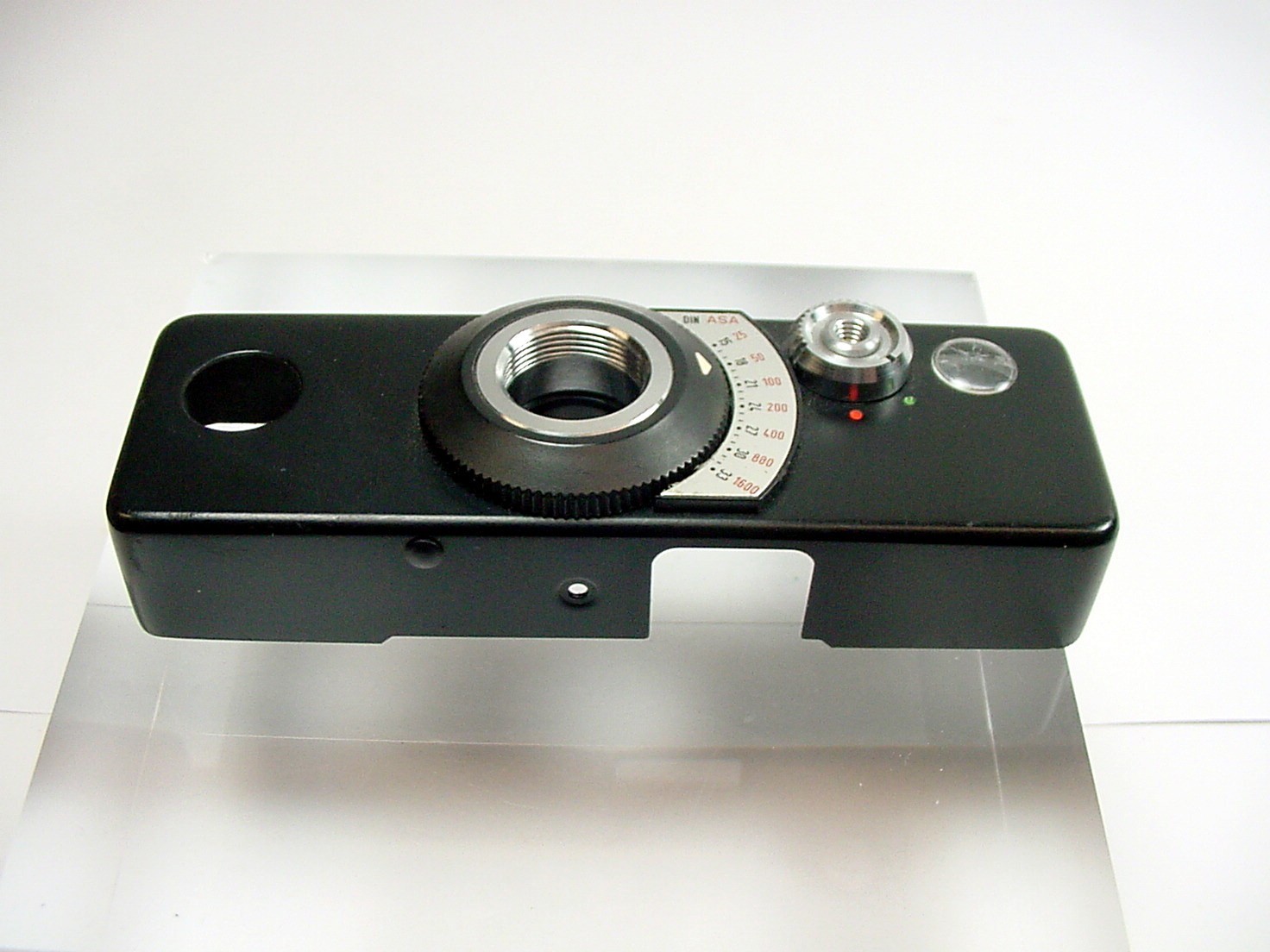 Rollei 35 LED top | Black | Used | $36.50 | #9 |