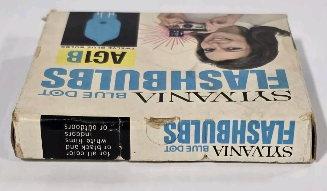 Sylvania Flashbulbs Blue Dot AG1B 1 Box of 12 Only 11 Left Vintage Blue Bulbs