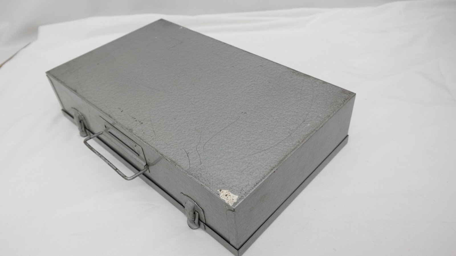 Vintage Brumberger Metal 35mm Photo Slides Storage Case 13″ x 7.5″ TF