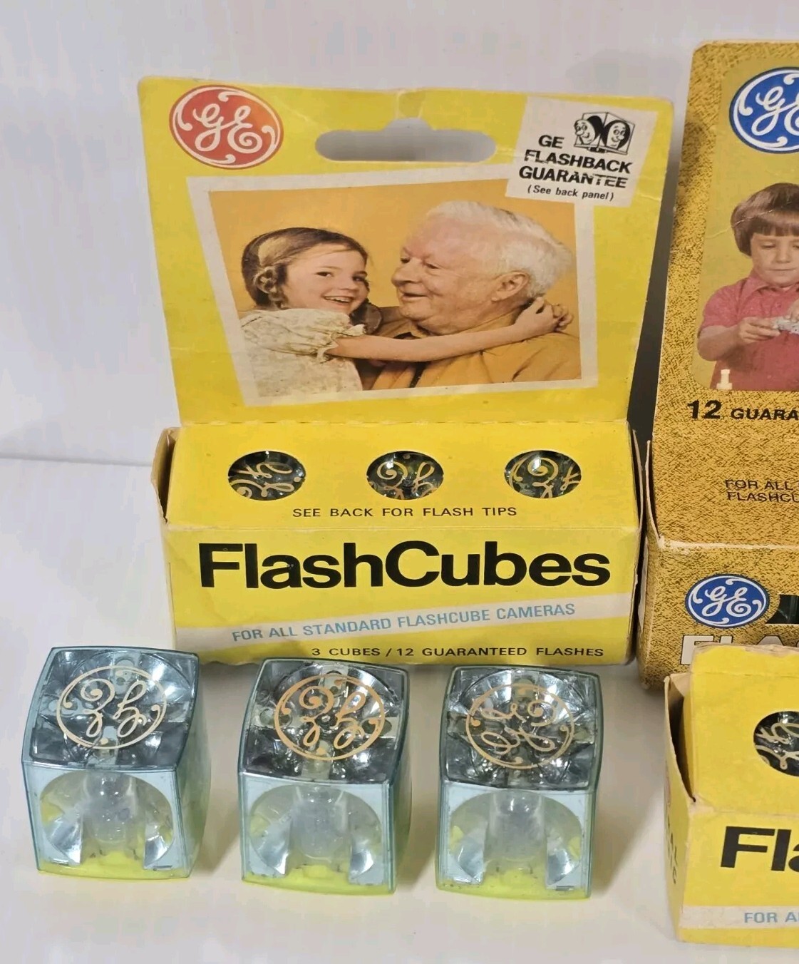 17 GE Flash Cubes Original Box 4 3cube Packs & 5 Loose NOS