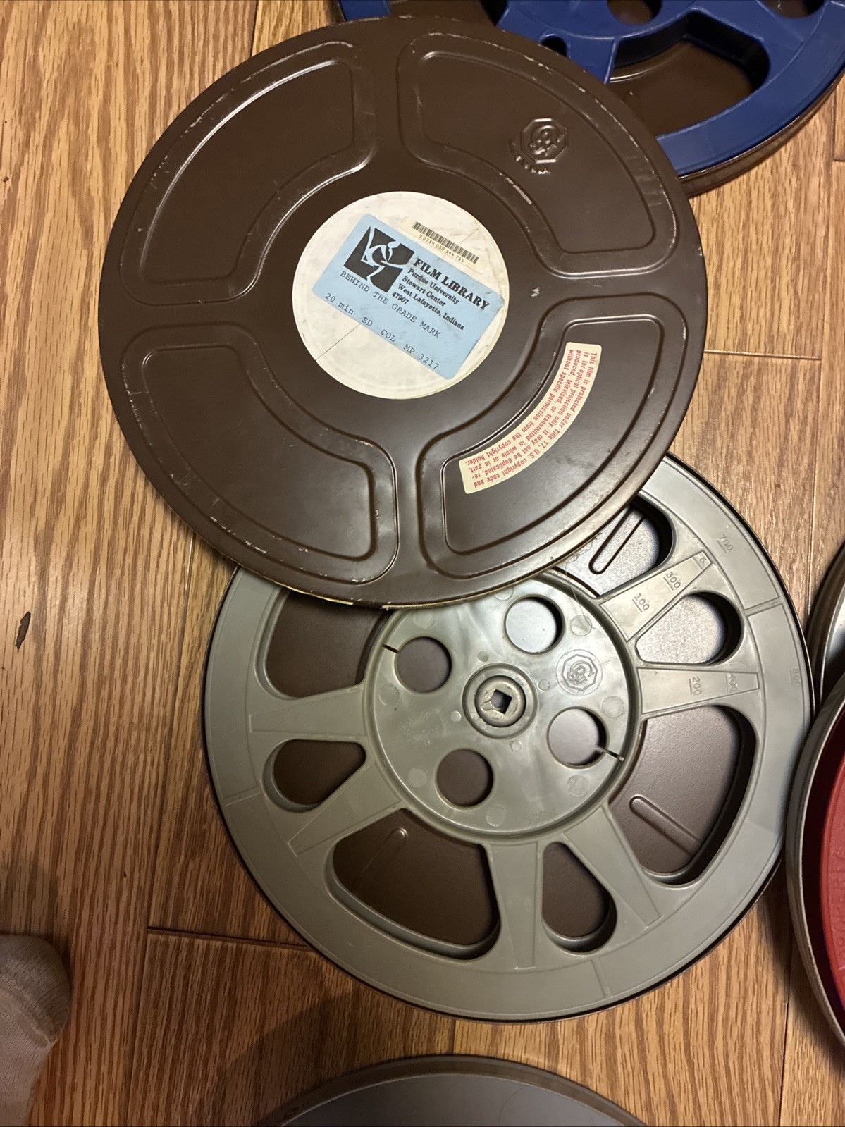 Lot Of 9 GOLDBERG BROS TAYLOREEL Empty Steel & Plastic 10.5 Film Reels & Cans