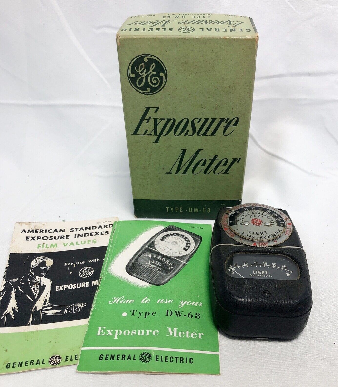 General Electric DW-68 Exposure Meter Vintage Photo Lightmeter Photography Photo