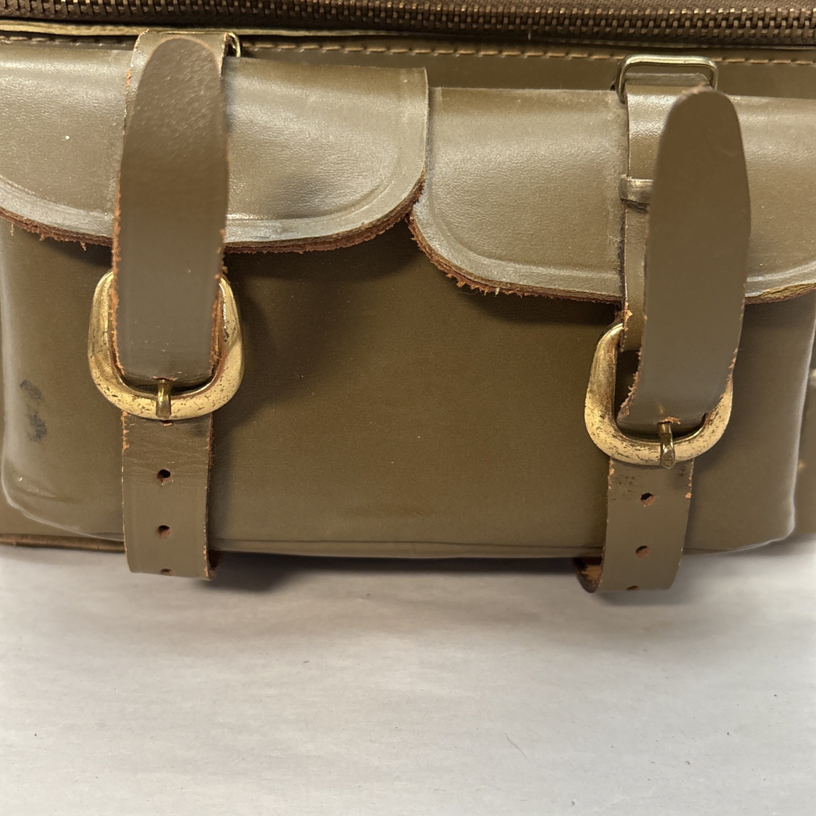 Vtg Gadgit Diamond Valencia Series Model #VA-1 Leather Type Shoulder Camera Bag