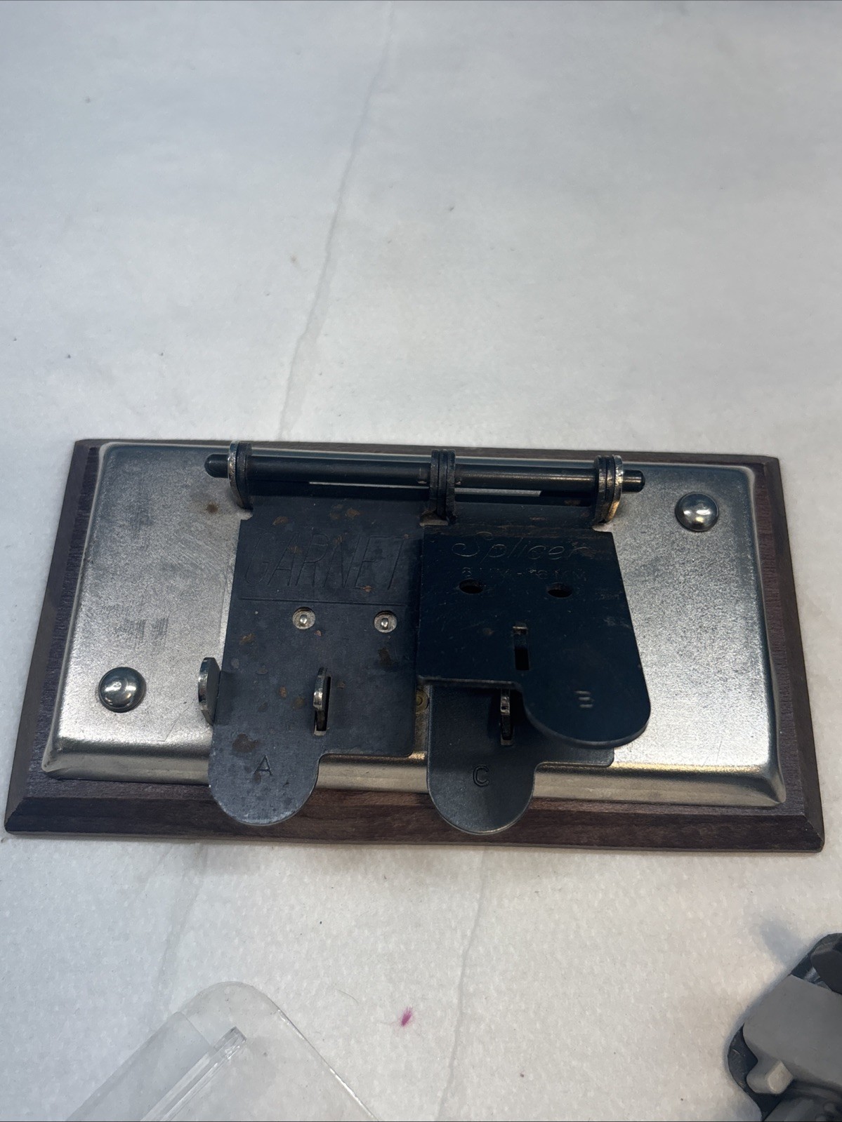 Vntg Photography 2 x 2 Cardboard Slide Cutter Slicer. Garnet And 8MM Splicers