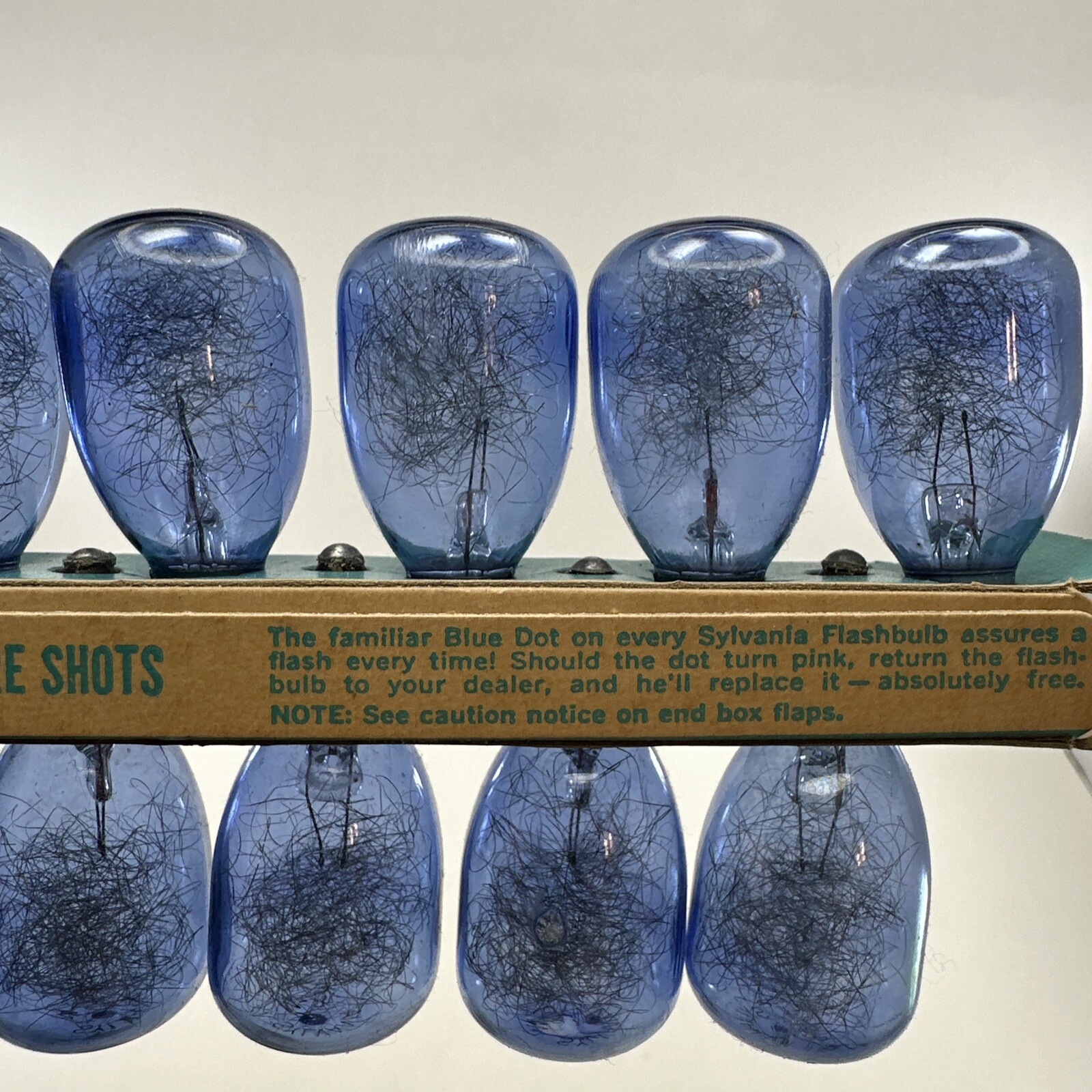 Sylvania Blue Dot Flash Bulbs flashbulbs M3B Twelve Blue Bulbs New In Box *Read*