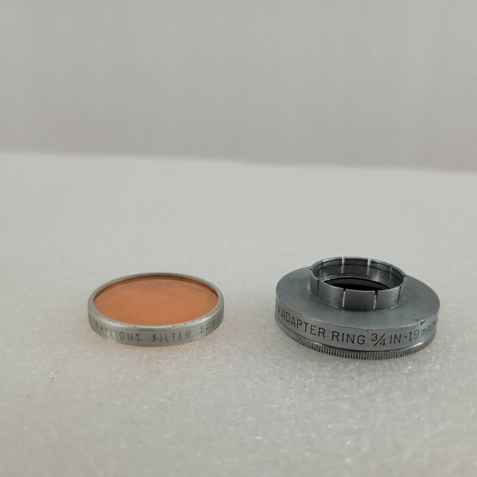 VINTAGE KODAK SERIES V FILTER ADAPTER RING 3/4 IN. 19MM Plus Daylight Filter